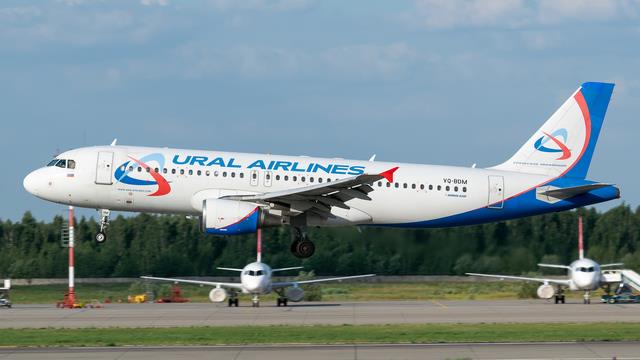 VQ-BDM:Airbus A320-200:Уральские авиалинии